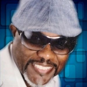 Meet your Posher, Gregory